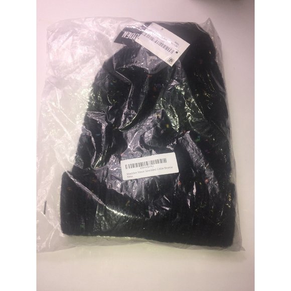 Steve Madden Speckled Cable Beanie in Black, Retail $32.00 - Picture 2 of 8